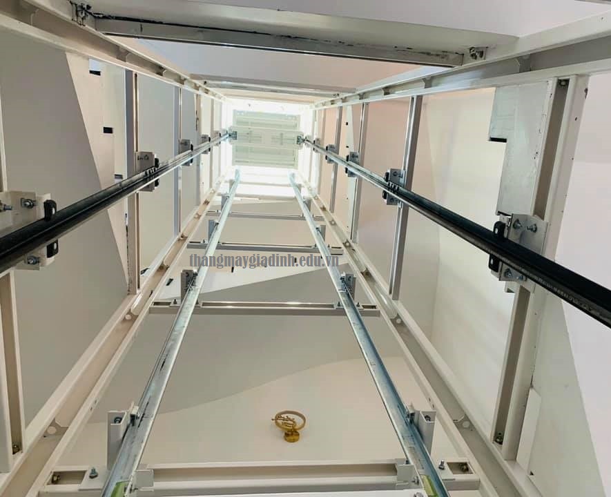 Tính kích thước cabin thang máy từ hố thang