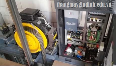 Phương pháp tiết kiệm điện khi sử dụng thang máy