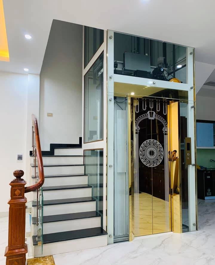 Có nên lắp thang máy cho nhà 3 tầng không.