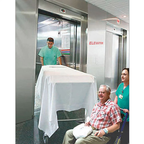 Cầu thang máy – thiết bị không thể thiếu của bệnh viên
