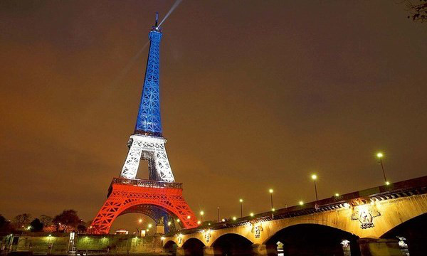 Tháp Eiffel sắp có diện mạo mới