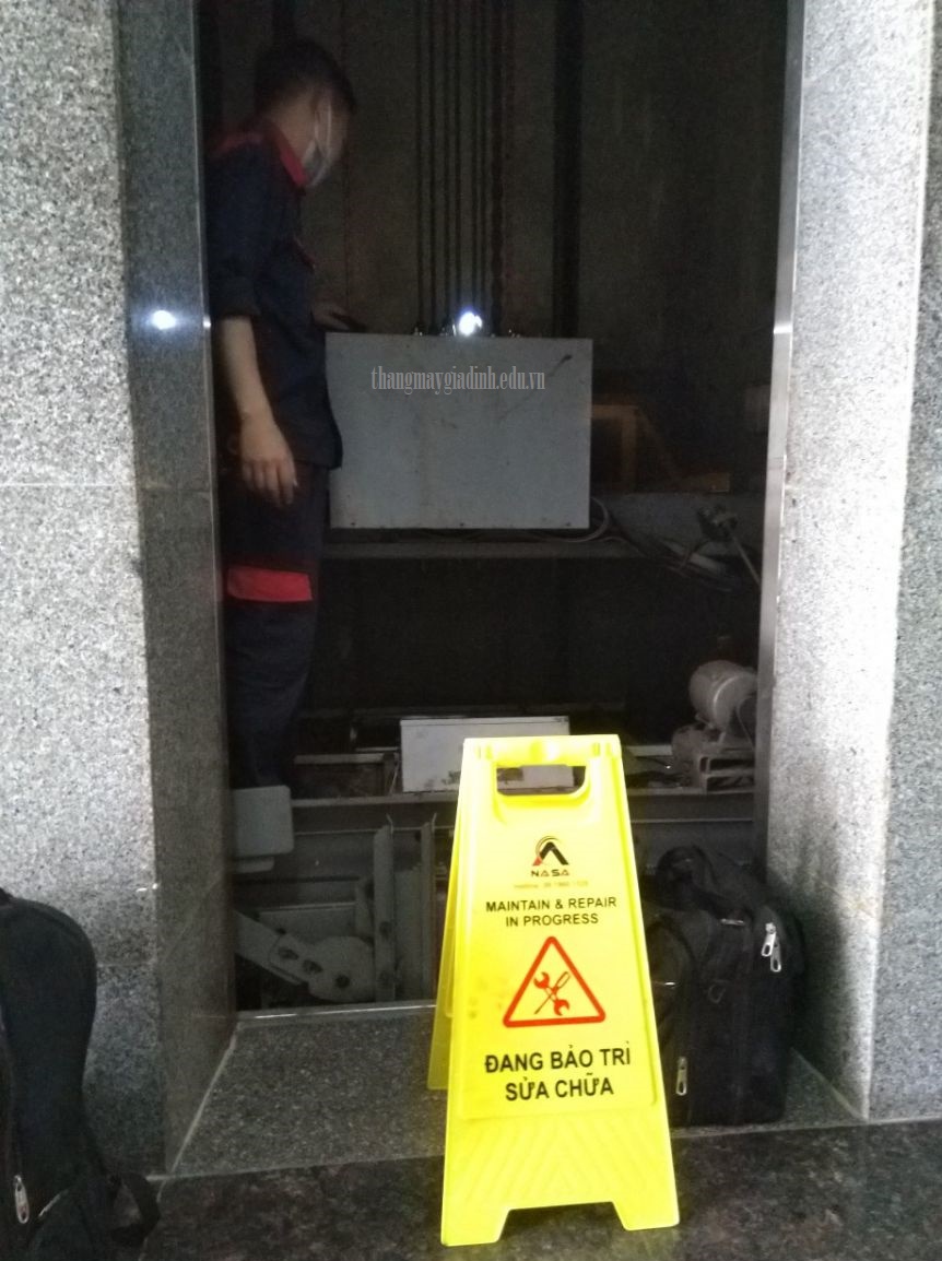 Chú ý bảo trì thang máy chung cư