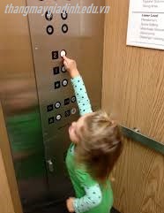Dạy trẻ để sử dụng thang máy gia đình an toàn cao