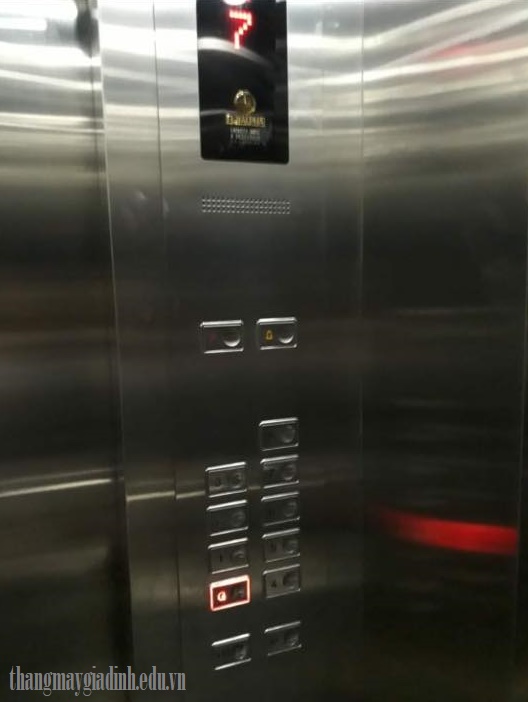 Giải pháp để không kẹt trong thang máy gia đình khi mất điện