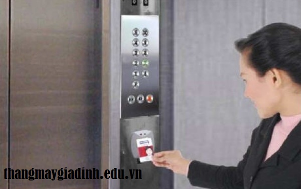 Khi nào cần sử dụng thẻ từ kiểm soát thang máy