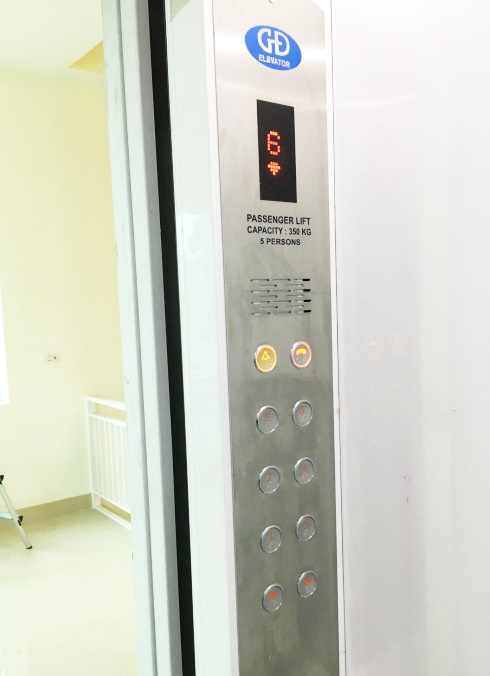 Tiết kiệm điện khi sử dụng thang máy đúng cách