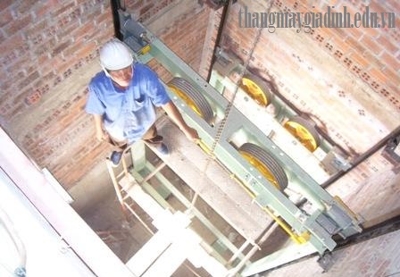 Những quy định khi lắp đặt thang máy để an toàn lao động