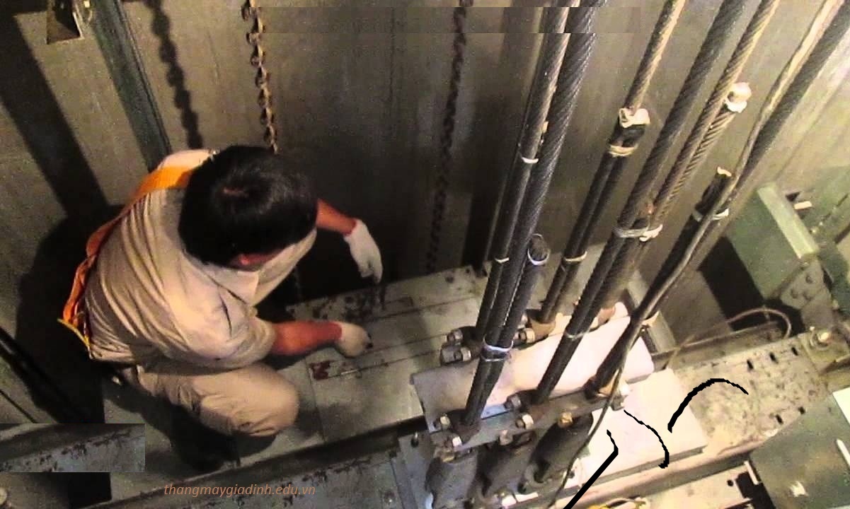 Khi nào cần cải tạo để thang máy an toàn