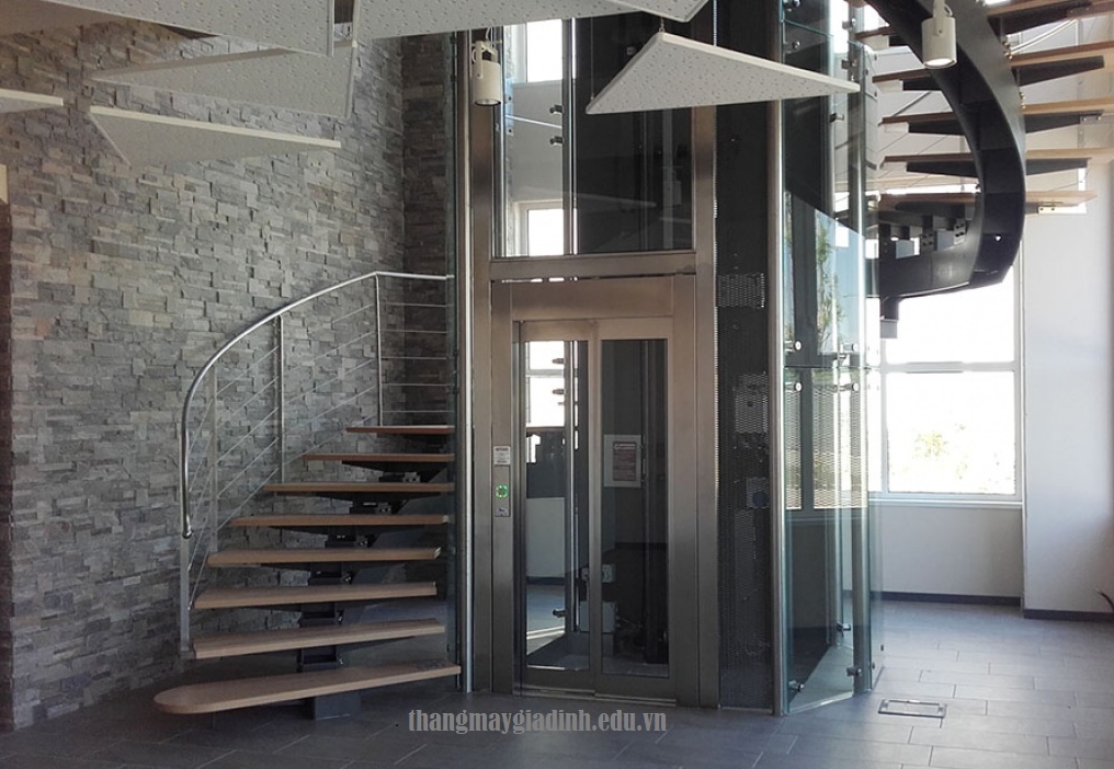 Thiết kế thang máy phù hợp với phong thủy cho nhà riêng