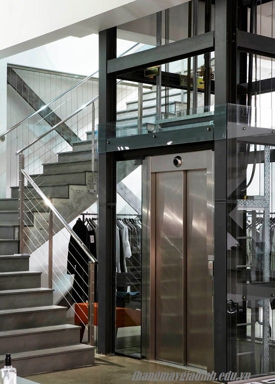 Đánh giá về phương án xây dựng hố thang máy bằng khung thép