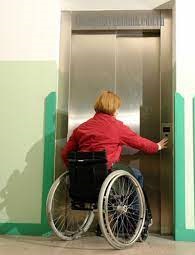 Các tiêu chuẩn quy định của thang máy dành cho người khuyết tật