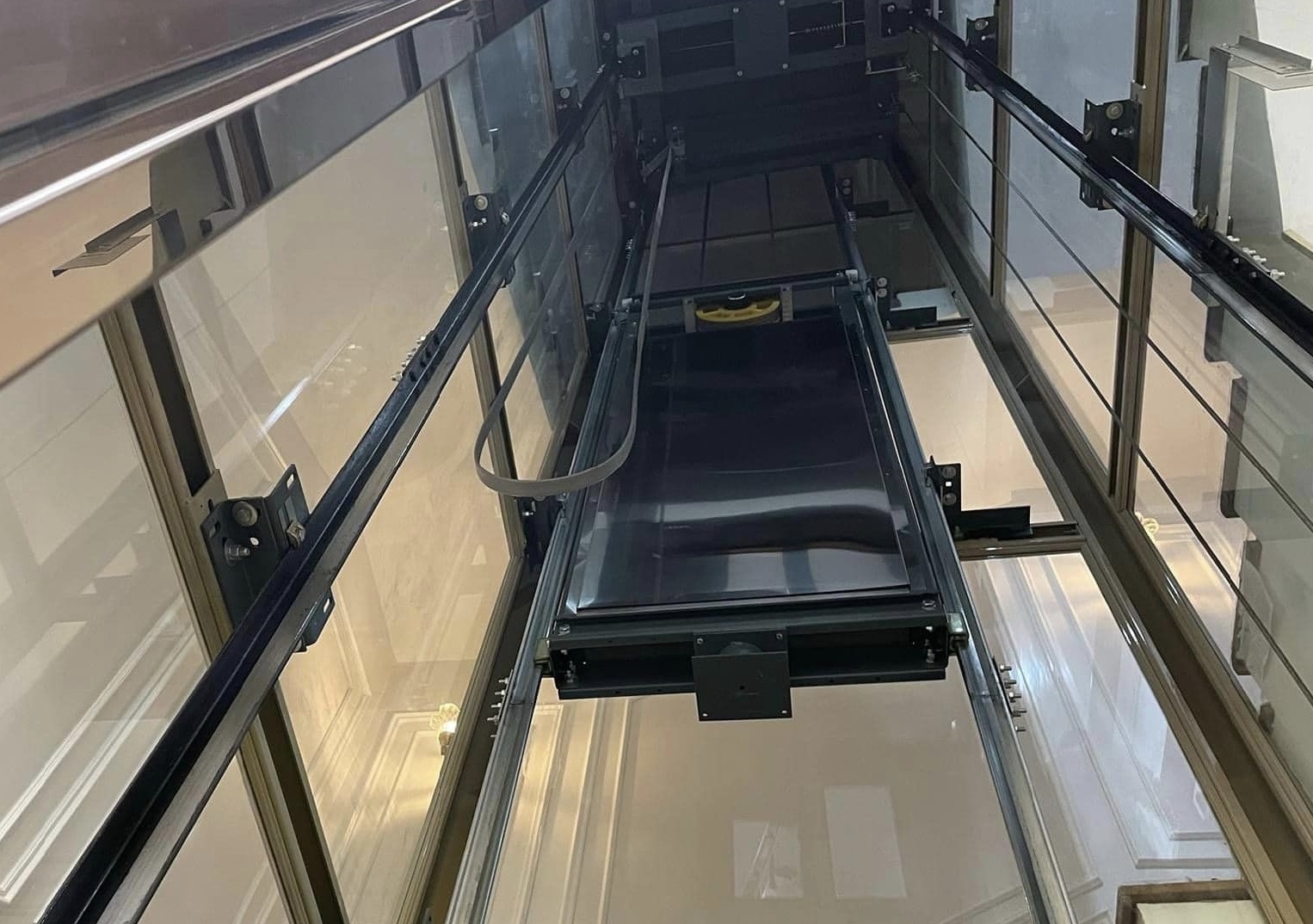 Chi phí cần cho việc nâng tầng cho thang máy đang hoạt động